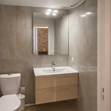 Appartement Deluxe Studio, Charmant&renove, Au Coeur De La Ville, Centre *