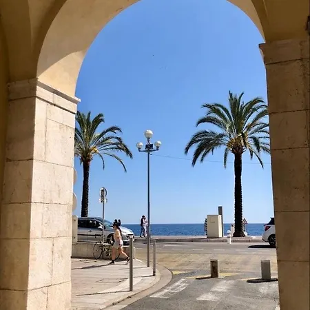 Deluxe Studio, Charmant&renove, Au Coeur De La Ville, Centre Nice