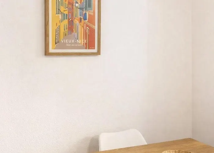 Appartement Deluxe Studio, Charmant&renove, Au Coeur De La Ville, Centre