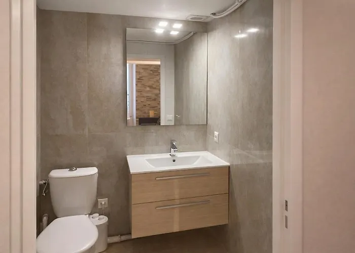 Appartement Deluxe Studio, Charmant&rénové, Au Cœur De La Ville, Centre *