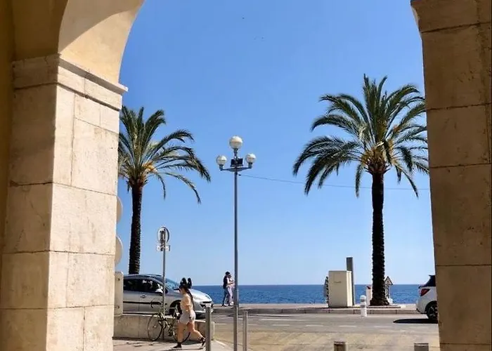 Deluxe Studio, Charmant&renove, Au Coeur De La Ville, Centre Nice